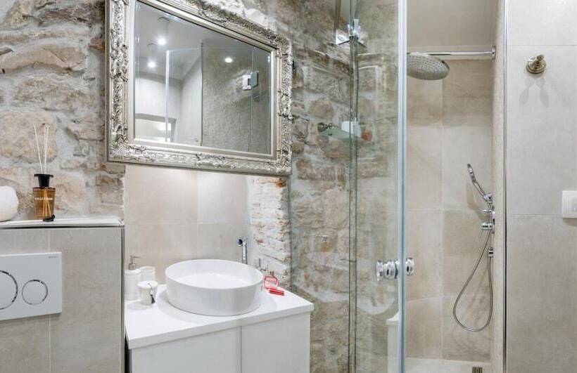 Hotel Jupiter Lux Rooms