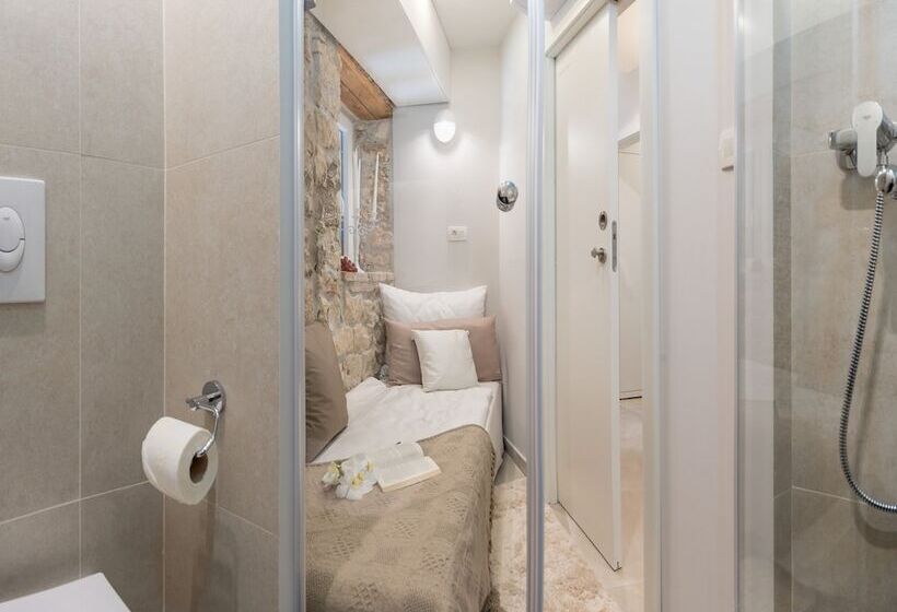 Hotel Jupiter Lux Rooms