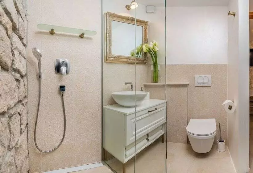 Hotel Jupiter Lux Rooms