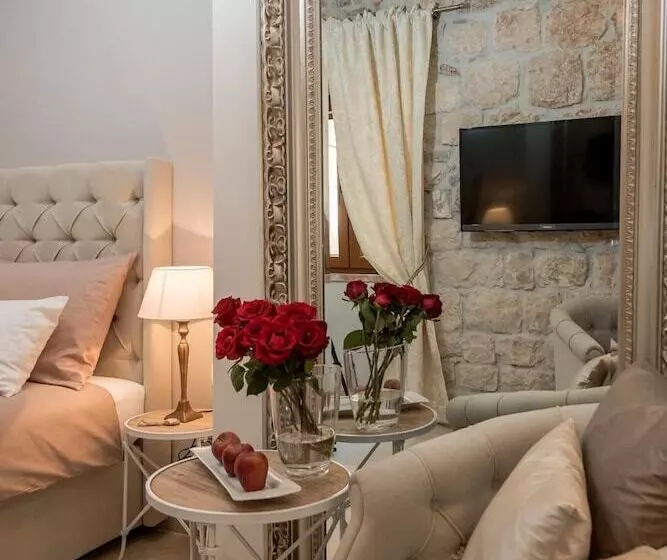 Hotel Jupiter Lux Rooms