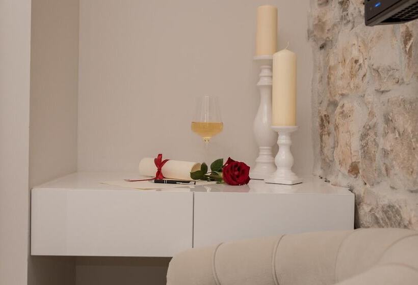 Hotel Jupiter Lux Rooms