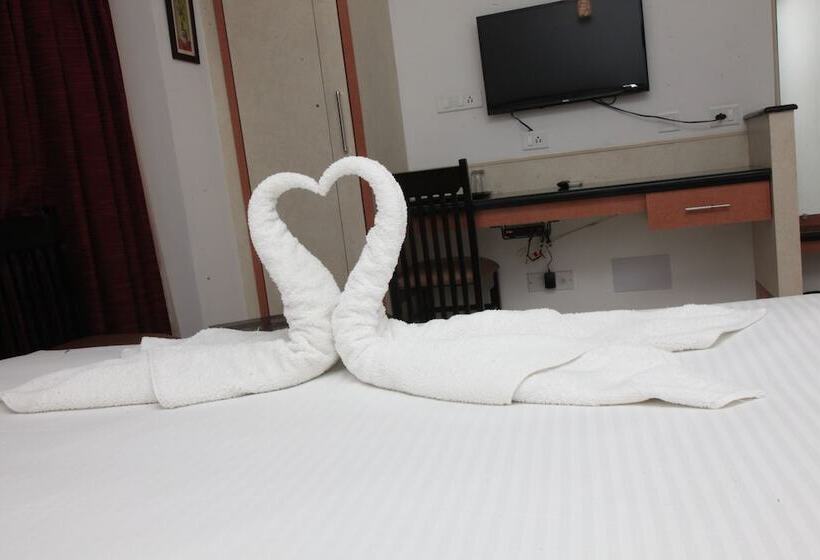 酒店 Karpagam International