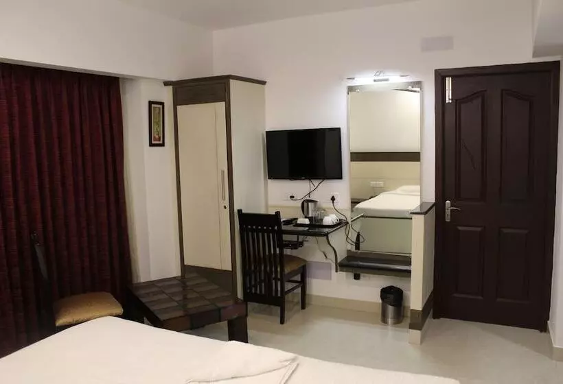 Hotelli Karpagam International