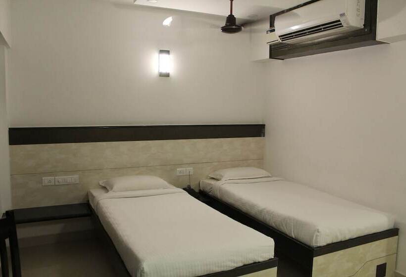 酒店 Karpagam International