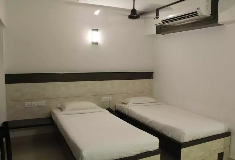 Hotelli Karpagam International