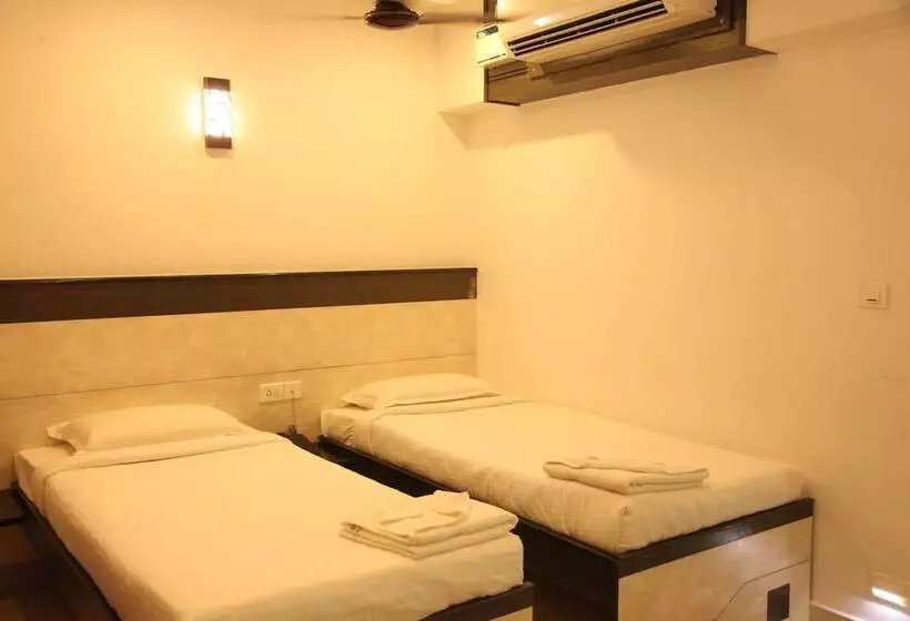 Hotelli Karpagam International