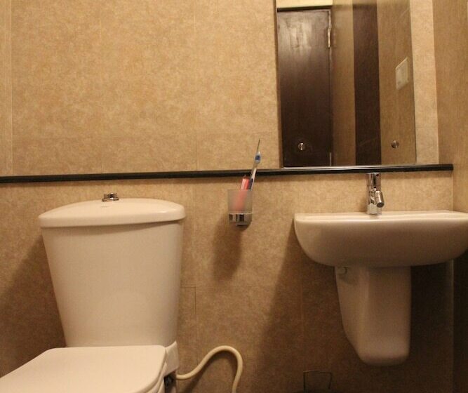 酒店 Karpagam International