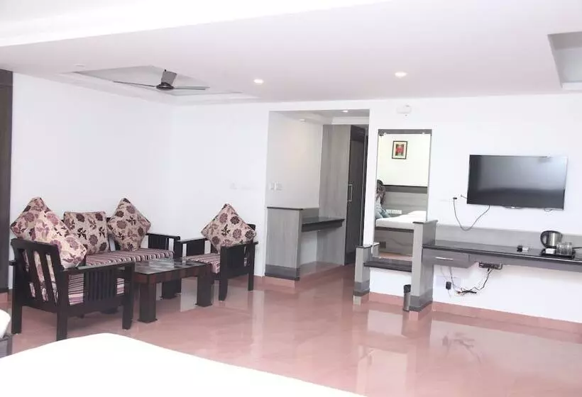 Hotelli Karpagam International