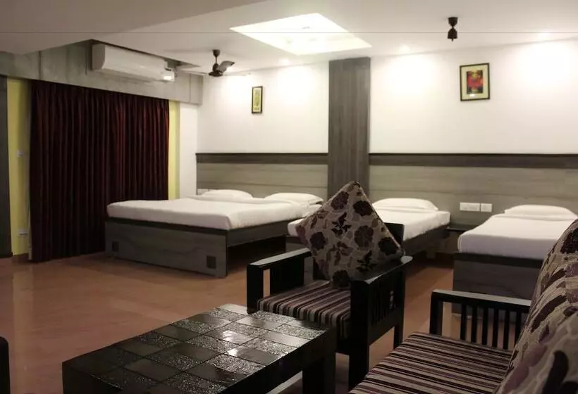 Hotelli Karpagam International