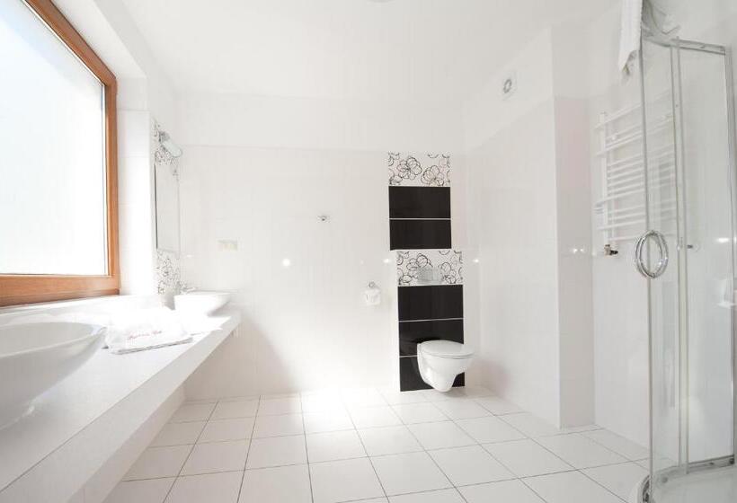 בית מלון כפרי Puchacz Spa