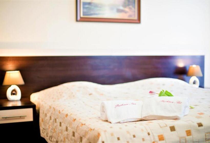 בית מלון כפרי Puchacz Spa