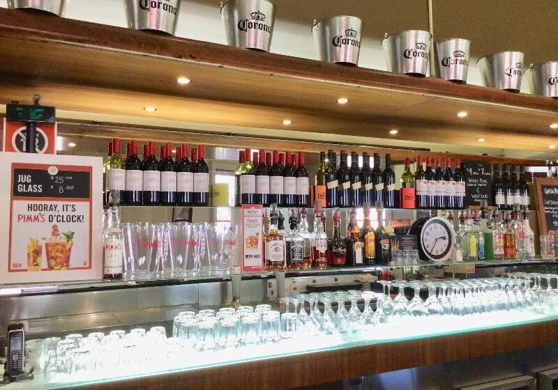 모텔 Northside Hotel Albury