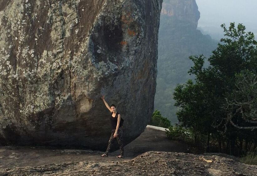 レジデンス Sisira Homestay   Sigiriya