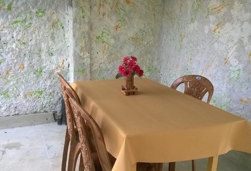 レジデンス Sisira Homestay   Sigiriya