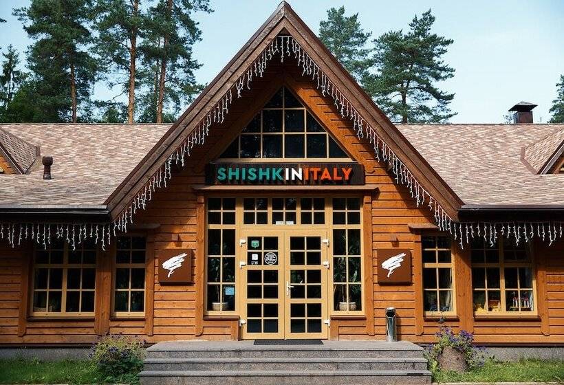 리조트 Tsarstvo Korolevstvo