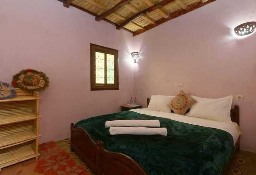 Roches Aremd   Hostel