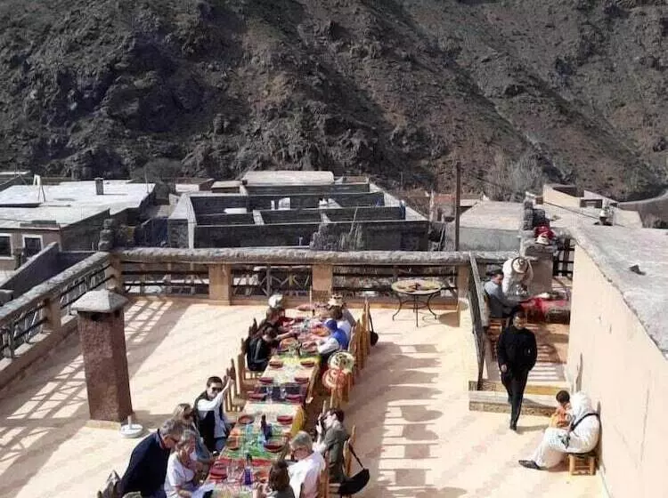 Roches Aremd   Hostel