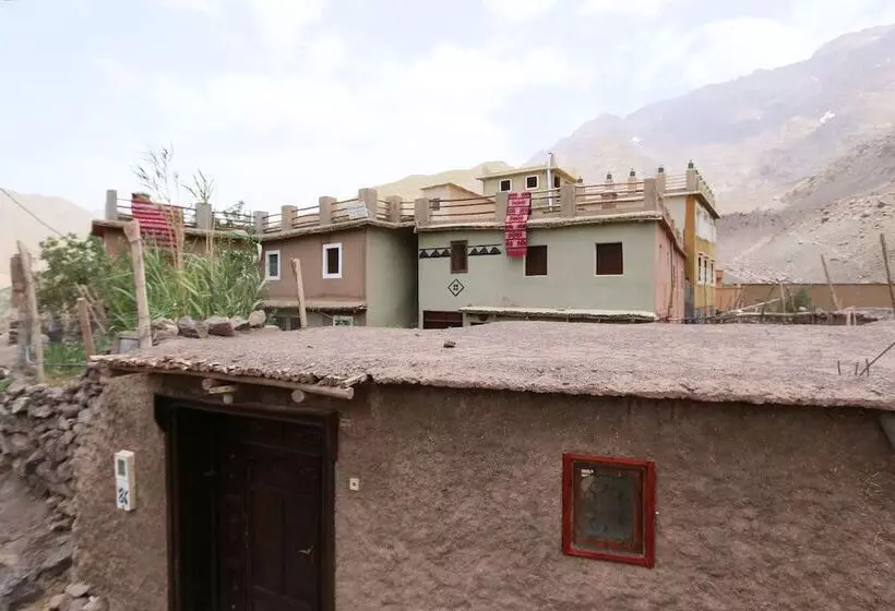 Roches Aremd   Hostel