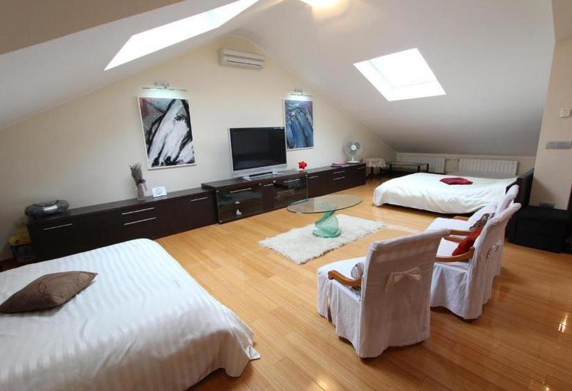 Apartments Villa Mattossi