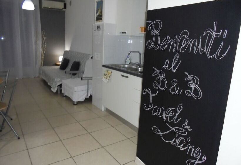 تختخواب و صبحانه Travel And Living