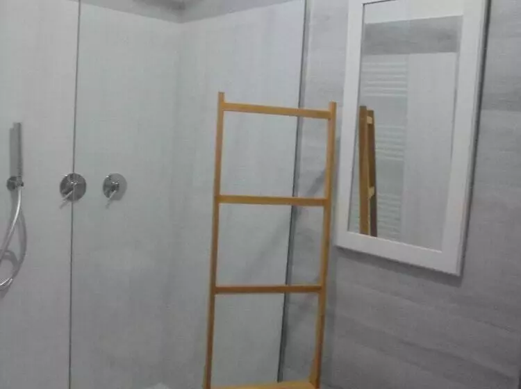 ベッドアンドブレックファースト Travel And Living