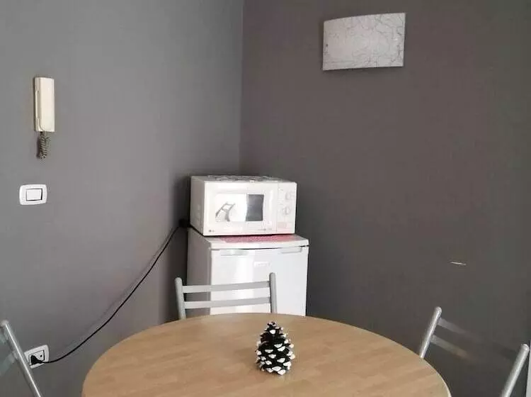 ベッドアンドブレックファースト Travel And Living