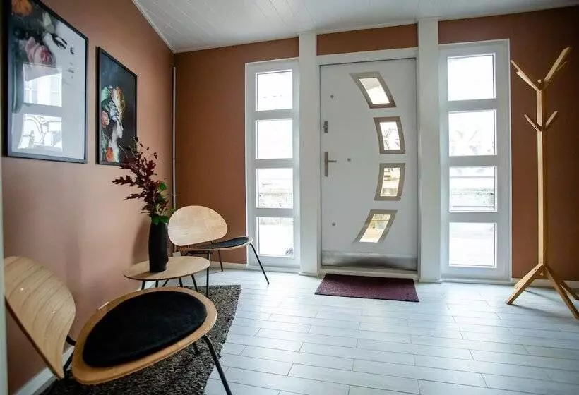 Hotelli Floating Villa Bergen