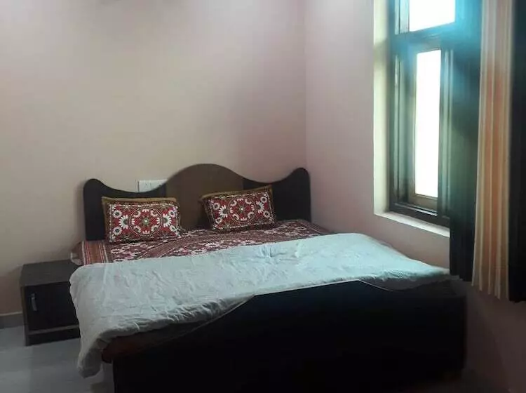 ホテル Kukas Guest House