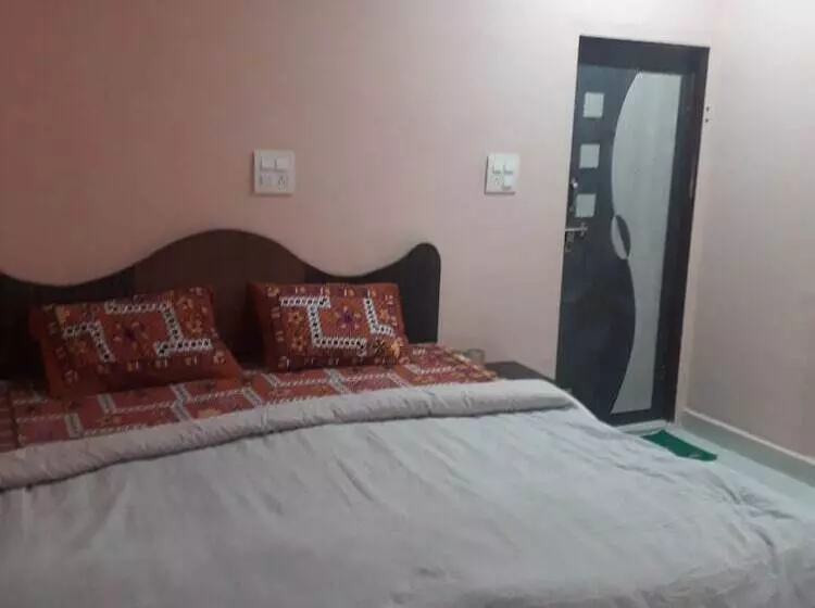 ホテル Kukas Guest House