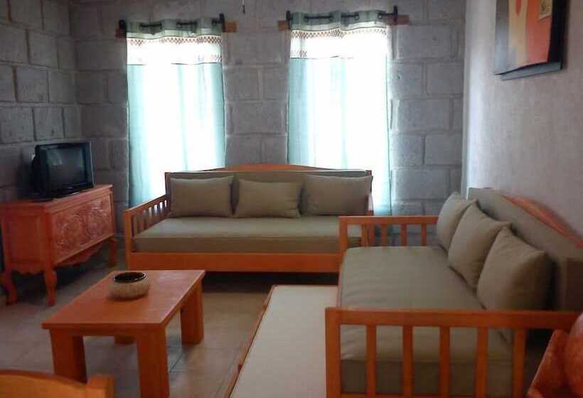 هتل Posada Y Bungalows La Capilla