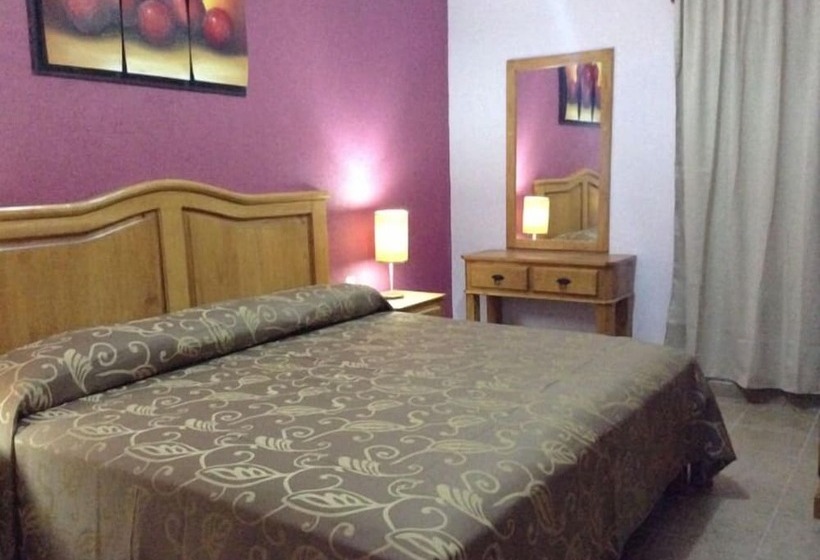 هتل Posada Y Bungalows La Capilla