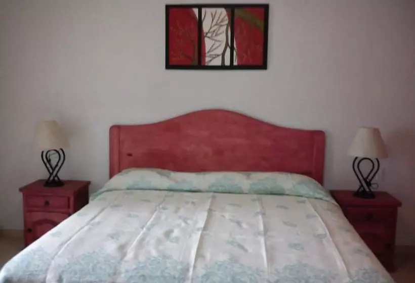 ホテル Posada Y Bungalows La Capilla