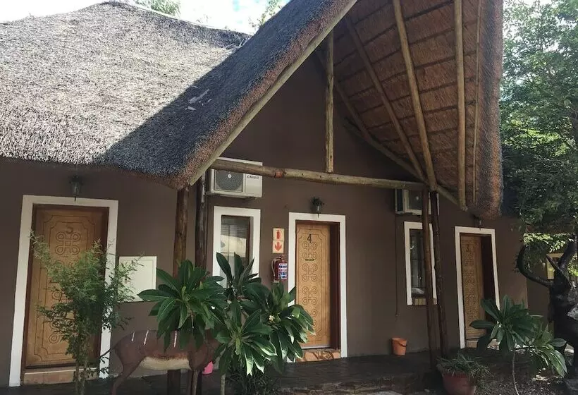 هتل Laphroiag Luxury Chalets