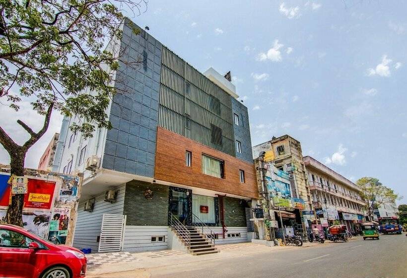 Hotel Capital O 10823 Pratibha Grand