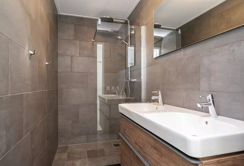 Hotelli Recreatiepark Tusken De Marren