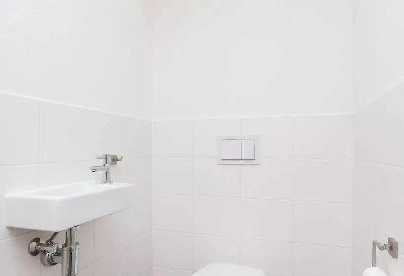 Hotelli Recreatiepark Tusken De Marren