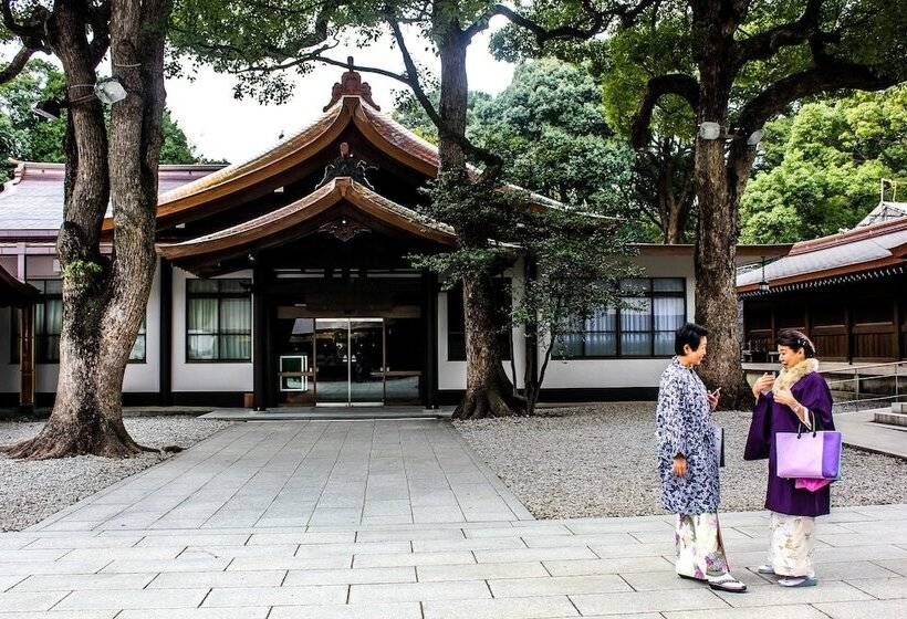 Отель The Millennials Shibuya