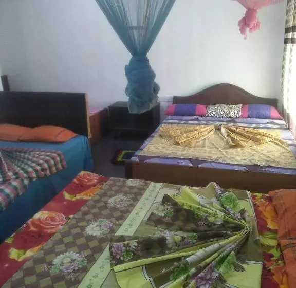 Majatalo Bathiya Tourist Guest Anuradhapura