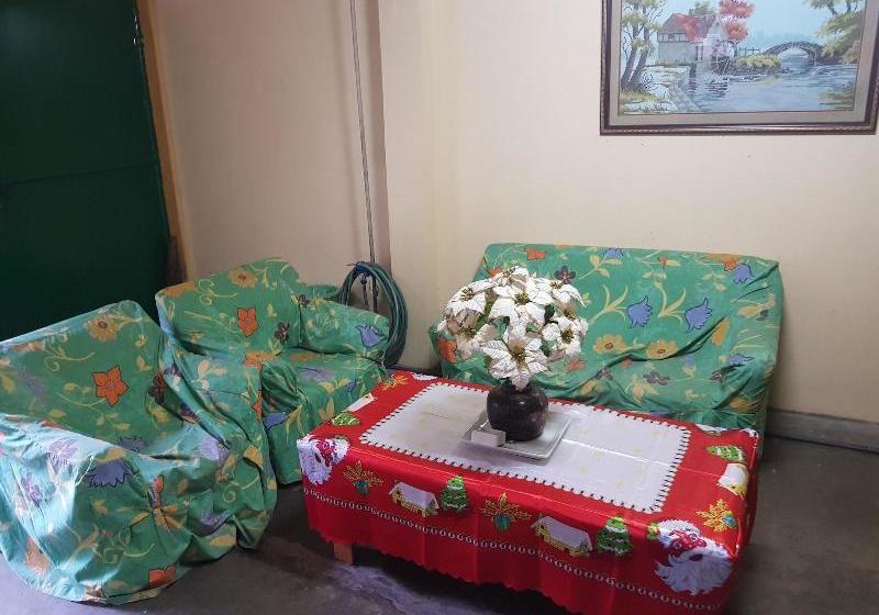 פנסיון Doxa Transient House