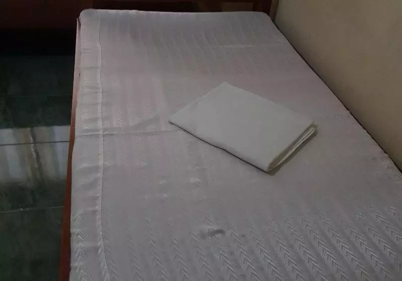 ペンション Doxa Transient House