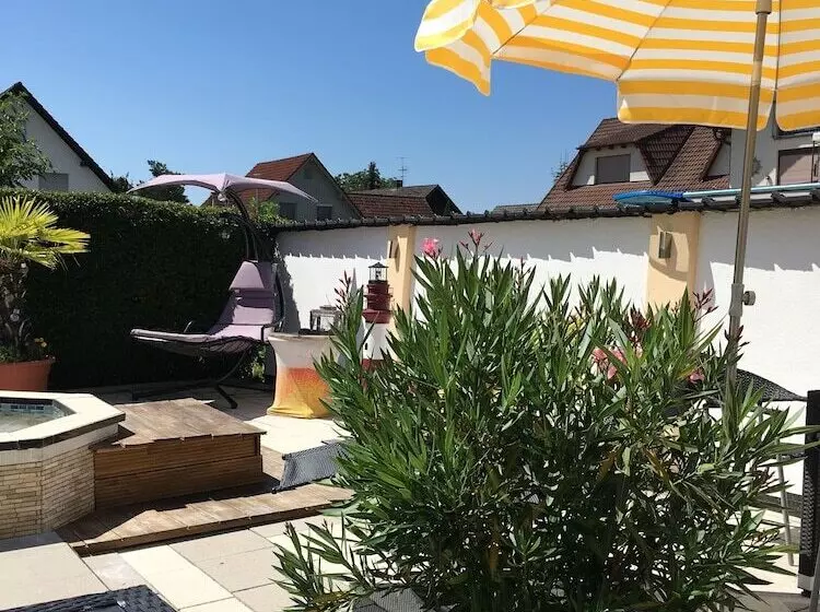 Majatalo Gästehaus Tante Tienchen 7 Minuten Zu Fuss Zum Europa Park , Plus Kostenloses Parkplatzticket Rulant