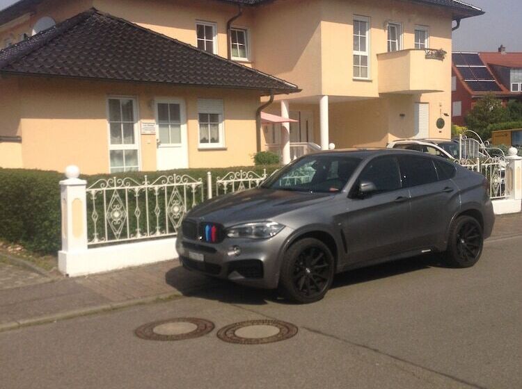 Pensão Gästehaus Tante Tienchen 7 Minuten Zu Fuss Zum Europa Park , Plus Kostenloses Parkplatzticket Rulant