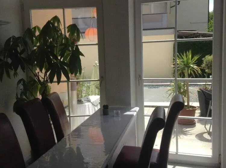 Majatalo Gästehaus Tante Tienchen 7 Minuten Zu Fuss Zum Europa Park , Plus Kostenloses Parkplatzticket Rulant