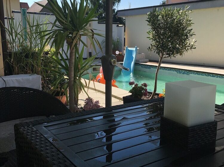 Pensão Gästehaus Tante Tienchen 7 Minuten Zu Fuss Zum Europa Park , Plus Kostenloses Parkplatzticket Rulant