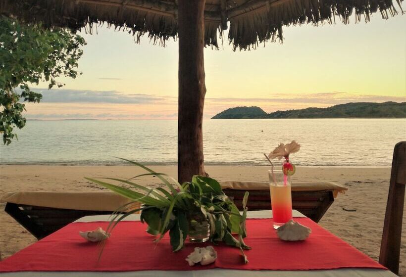 پانسیون Madagascar Resort Ambaro Beach
