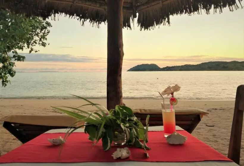 پانسیون Madagascar Resort Ambaro Beach