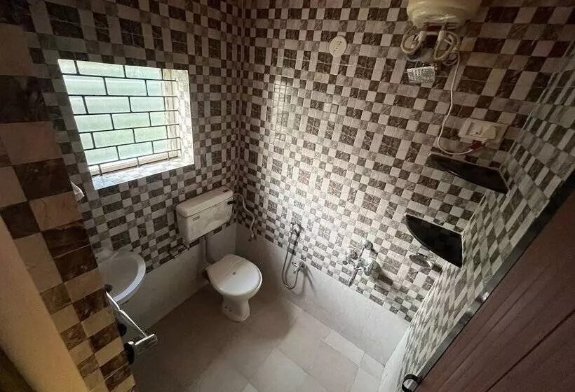 Pension (Hôtel basse catégorie) Lt Morjim