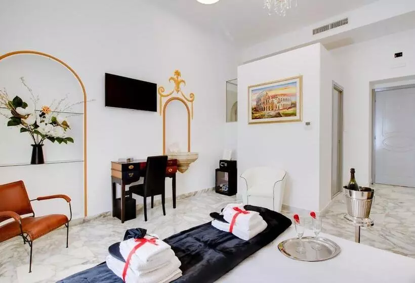 پانسیون Queen Palace Suites