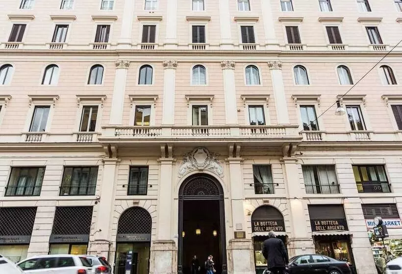 پانسیون Queen Palace Suites