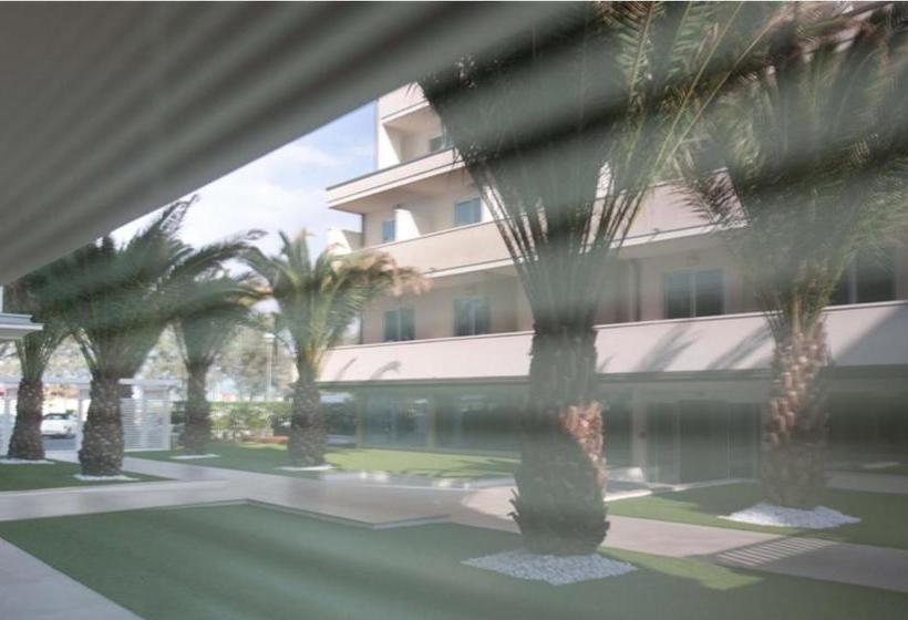 فندق فئة نجمة واحدة Altamarea Residence & Family